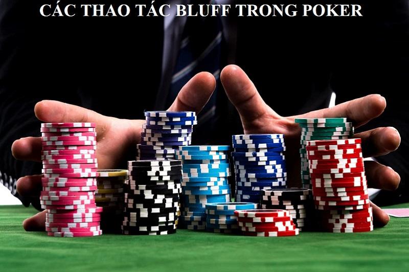 Biết khi nào nên bluff để gây áp lực lên đối thủ là một kỹ năng quan trọng trong Poker.